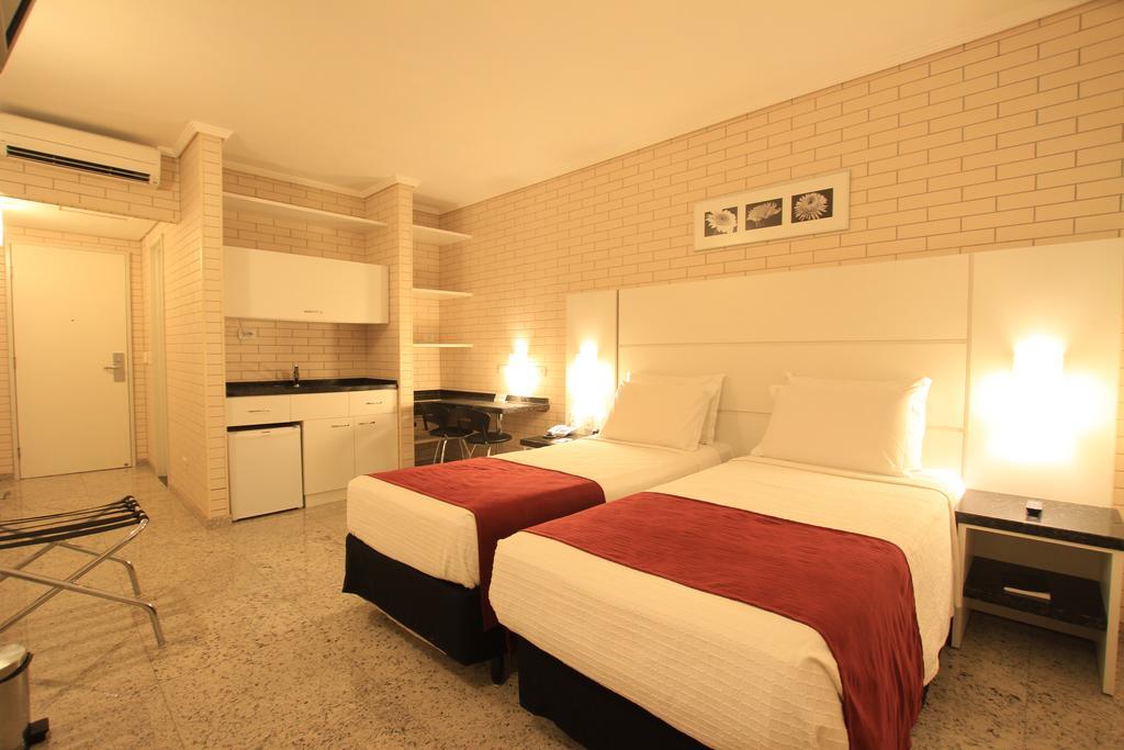 קוריטיבה Hotel Confiance Prime Batel חדר תמונה