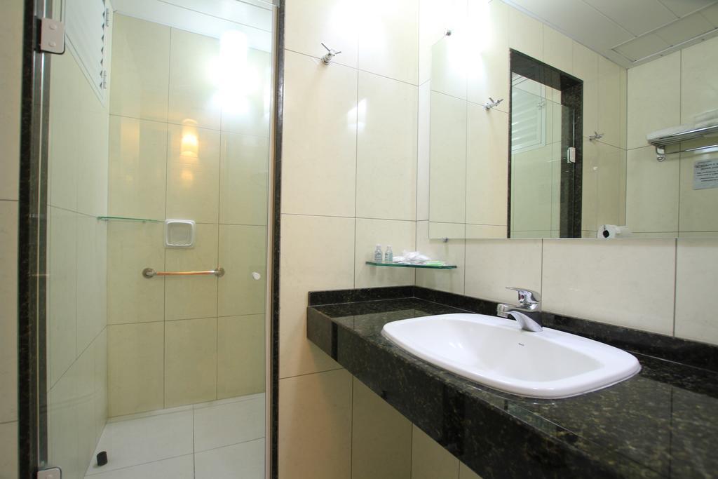 קוריטיבה Hotel Confiance Prime Batel חדר תמונה